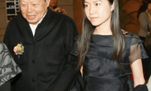 翁帆发文悼念亡夫杨振宁！婚姻争议未停，夫妻相处细节被曝光