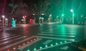 太阳能智慧道钉：照亮未来交通的安全卫士