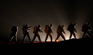 澳军机闯入西沙领空，解放军强硬驱离后，立刻又走了一步硬棋