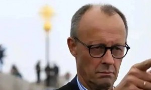 俄罗斯和北约军舰碰撞开火！欧盟未能将被冻结俄资产交给乌克兰