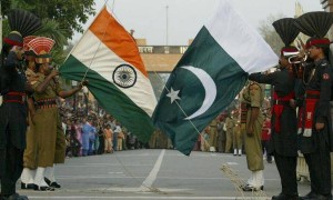 中国最不愿见到的局面发生，印军出现异动，巴方关闭领空准备开战