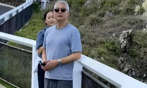影帝影后“抱团”养老，暧昧23年不婚，谁也没捅破最后一层窗户纸
