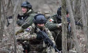 红军城战斗激烈，乌军F-16战机杀入战场，俄军在1号煤矿遭遇阻击