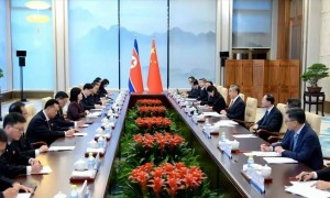 赵立坚重回外交活动，释放什么信号？