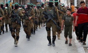 历史性一幕！加沙和平协议签了，以色列给特朗普角逐“诺奖”让路