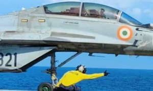 怪不得要买阵风！黑客文件泄密:印度舰载机每20小时坏一次