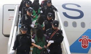 原创 
            “第二个乌克兰”出现了？连夜遣返400名中国人！中方罕见表态支持