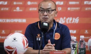 冲超与保级压力下：中甲赛场冲突背后的多重争议，伤病、判罚与情绪的全面爆发