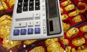 实探水贝黄金市场：税收新政引发跳涨，买卖价差扩至超百元